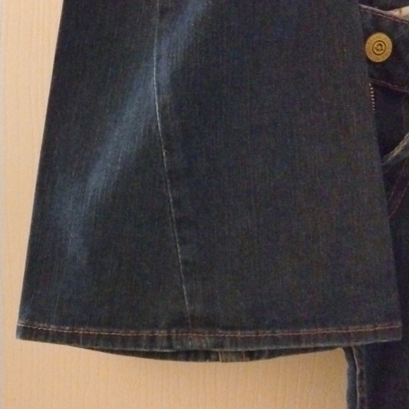 True Religion boot cut little flare. - Picture 2 of 4